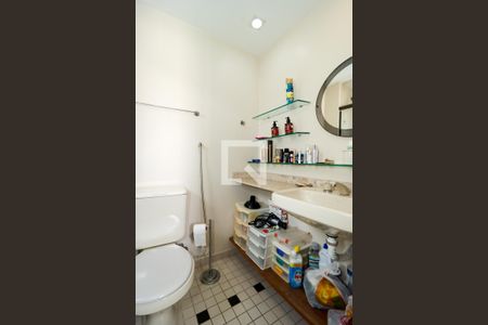 Apartamento para alugar com 74m², 3 quartos e 2 vagas Apartamento para alugar com 74m², 3 quartos e 2 vagasBanheiro da Suíte