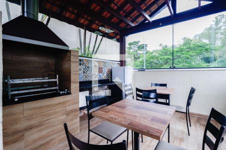 Apartamento para alugar com 74m², 3 quartos e 2 vagas Apartamento para alugar com 74m², 3 quartos e 2 vagasÁrea comum - Churrasqueira