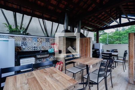 Apartamento para alugar com 74m², 3 quartos e 2 vagas Apartamento para alugar com 74m², 3 quartos e 2 vagasÁrea comum - Churrasqueira