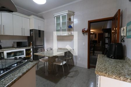 Casa à venda com 250m², 3 quartos e 4 vagasCozinha