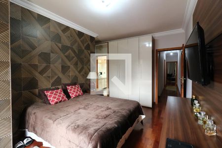 Casa à venda com 250m², 3 quartos e 4 vagasSuíte 2