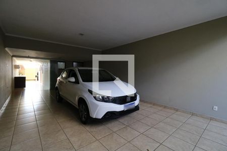 Casa à venda com 250m², 3 quartos e 4 vagasGaragem