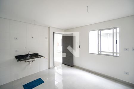 Sala e cozinha de apartamento à venda com 2 quartos, 40m² em Vila Carrão, São Paulo