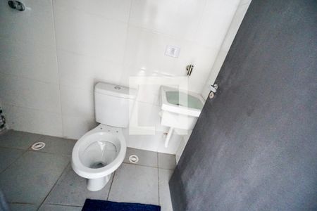 Apartamento à venda com 40m², 2 quartos e sem vagaBanheiro