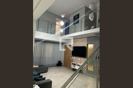 Casa à venda com 200m², 4 quartos e 5 vagasCorredor