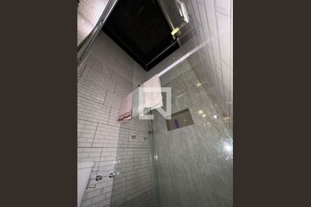 Casa à venda com 200m², 4 quartos e 5 vagasBanheiro