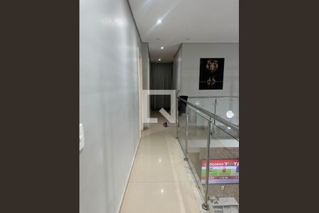 Casa à venda com 200m², 4 quartos e 5 vagasCorredor