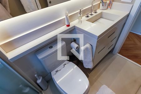Apartamento à venda com 100m², 2 quartos e 1 vaga Apartamento à venda com 100m², 2 quartos e 1 vagaBanheiro da Suíte 2