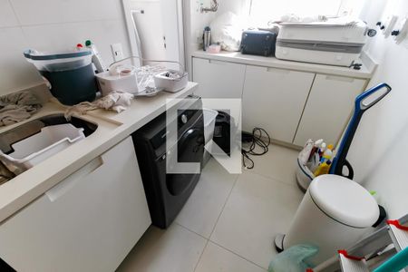 Apartamento à venda com 100m², 2 quartos e 1 vaga Apartamento à venda com 100m², 2 quartos e 1 vagaDetalhe da area de serviço