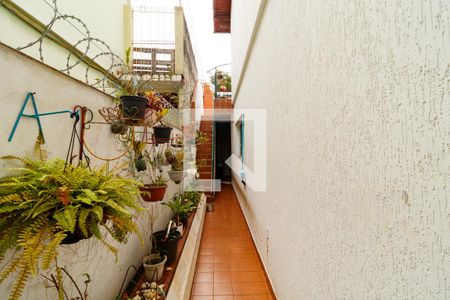 Casa à venda com 280m², 2 quartos e 2 vagas Casa à venda com 280m², 2 quartos e 2 vagasÁrea externa