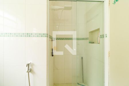 Casa à venda com 280m², 2 quartos e 2 vagas Casa à venda com 280m², 2 quartos e 2 vagasBanheiro