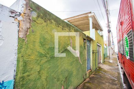 Casa à venda com 160m², 2 quartos e 1 vagaFachada