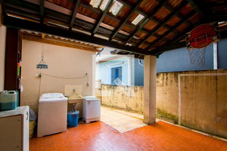 Casa à venda com 160m², 2 quartos e 1 vagaÁrea de serviço