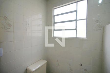 Casa para alugar com 400m², 2 quartos e 3 vagasBanheiro do escritório 2