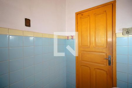 Casa para alugar com 400m², 2 quartos e 3 vagasBanheiro 2