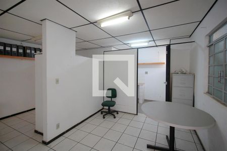 Casa para alugar com 400m², 2 quartos e 3 vagasEscritório 2