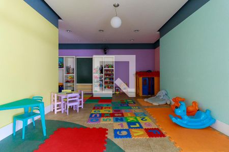 Apartamento à venda com 126m², 3 quartos e 2 vagas Apartamento à venda com 126m², 3 quartos e 2 vagasBrinquedoteca