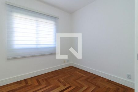 Apartamento à venda com 126m², 3 quartos e 2 vagas Apartamento à venda com 126m², 3 quartos e 2 vagasQuarto 3