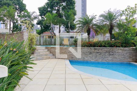 Apartamento à venda com 126m², 3 quartos e 2 vagas Apartamento à venda com 126m², 3 quartos e 2 vagasPiscina