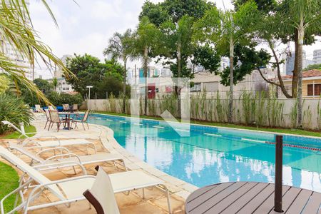 Apartamento à venda com 126m², 3 quartos e 2 vagas Apartamento à venda com 126m², 3 quartos e 2 vagasPiscina