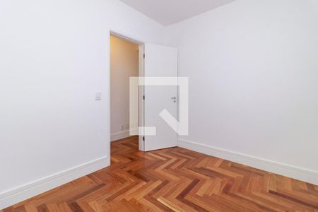 Apartamento à venda com 126m², 3 quartos e 2 vagas Apartamento à venda com 126m², 3 quartos e 2 vagasQuarto 3