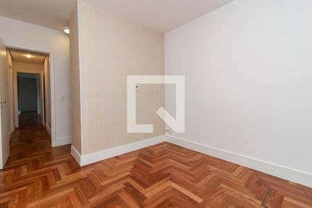 Apartamento à venda com 126m², 3 quartos e 2 vagas Apartamento à venda com 126m², 3 quartos e 2 vagasSuíte