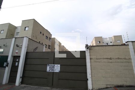 Apartamento para alugar com 60m², 2 quartos e 1 vagaFachada e portaria