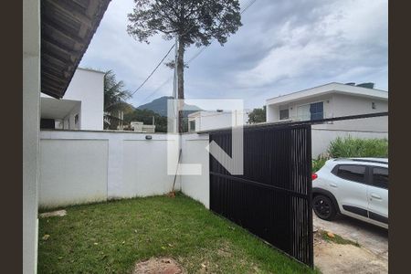 Casa de condomínio à venda com 120m², 3 quartos e 2 vagasVaranda