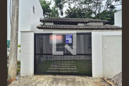 Casa de condomínio à venda com 120m², 3 quartos e 2 vagasPlaca