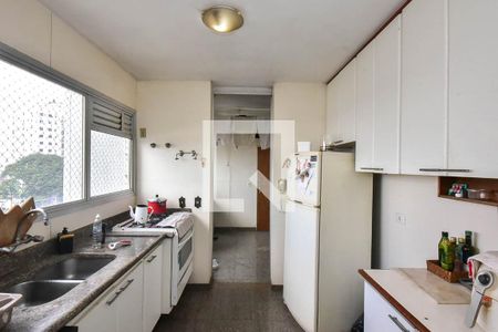 Cozinha de apartamento à venda com 4 quartos, 200m² em Vila Suzana, São Paulo