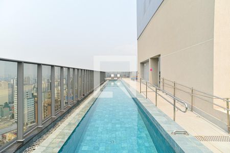 Studio para alugar com 21m², 1 quarto e sem vaga Studio para alugar com 21m², 1 quarto e sem vagaÁrea comum - Piscina