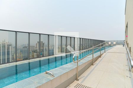 Studio para alugar com 21m², 1 quarto e sem vaga Studio para alugar com 21m², 1 quarto e sem vagaÁrea comum - Piscina