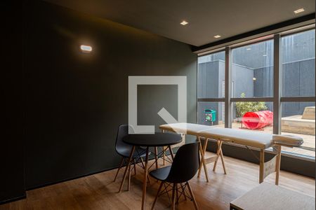 Studio para alugar com 21m², 1 quarto e sem vaga Studio para alugar com 21m², 1 quarto e sem vagaÁrea comum - Sala de massagem