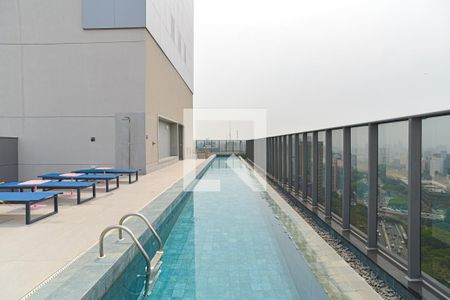 Studio para alugar com 21m², 1 quarto e sem vaga Studio para alugar com 21m², 1 quarto e sem vagaÁrea comum - Piscina