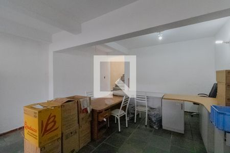 Casa para alugar com 209m², 3 quartos e 4 vagas Casa para alugar com 209m², 3 quartos e 4 vagasGaragem