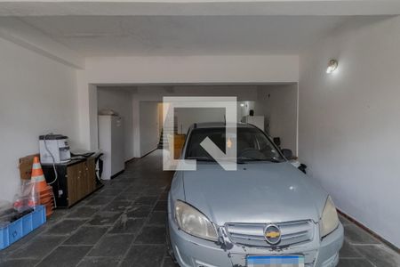 Casa para alugar com 209m², 3 quartos e 4 vagas Casa para alugar com 209m², 3 quartos e 4 vagasGaragem