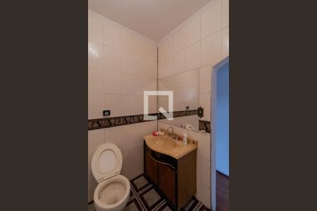 Casa para alugar com 209m², 3 quartos e 4 vagas Casa para alugar com 209m², 3 quartos e 4 vagasBanheiro Suíte