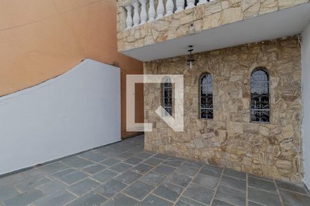 Casa para alugar com 209m², 3 quartos e 4 vagas Casa para alugar com 209m², 3 quartos e 4 vagasVaranda