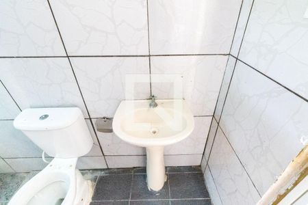 Casa para alugar com 60m², 2 quartos e sem vagaBanheiro