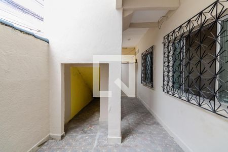 Casa para alugar com 60m², 2 quartos e sem vagaQuintal