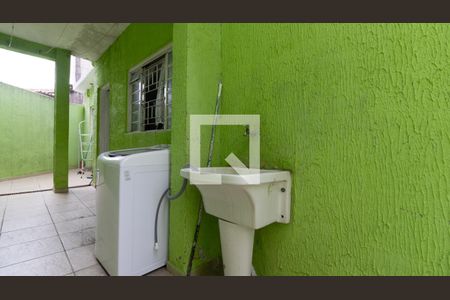 Casa para alugar com 129m², 2 quartos e 2 vagas Casa para alugar com 129m², 2 quartos e 2 vagasÁrea de Serviço