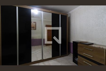Casa para alugar com 129m², 2 quartos e 2 vagas Casa para alugar com 129m², 2 quartos e 2 vagasQuarto 2