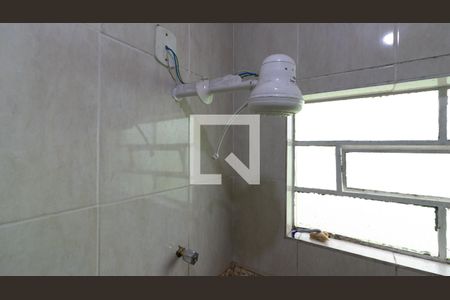 Banheiro de casa para alugar com 2 quartos, 100m² em Cidade Líder, São Paulo