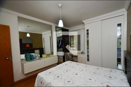 Apartamento para alugar com 298m², 4 quartos e 3 vagasQuarto1/ suite