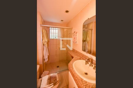 Apartamento para alugar com 298m², 4 quartos e 3 vagasBanheiro social