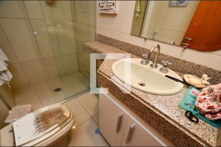 Apartamento para alugar com 298m², 4 quartos e 3 vagasBanheiro social