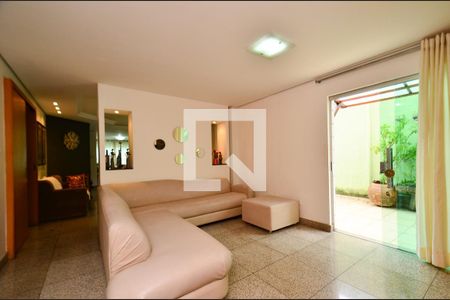 Sala de Tv de apartamento para alugar com 4 quartos, 298m² em Palmares, Belo Horizonte