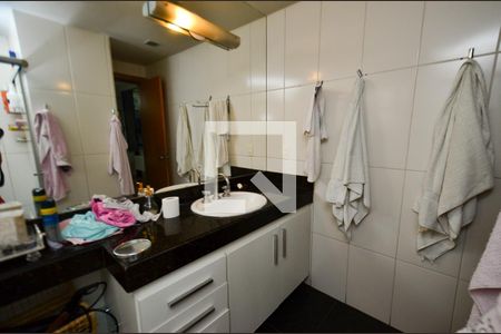 Apartamento para alugar com 298m², 4 quartos e 3 vagasBanheiro suite