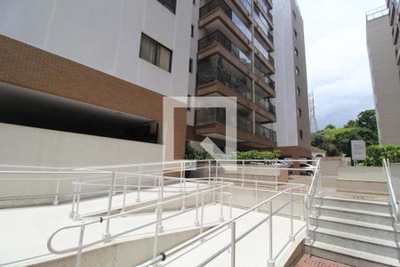 Apartamento à venda com 160m², 2 quartos e 2 vagasÁrea comum - Acessibilidade