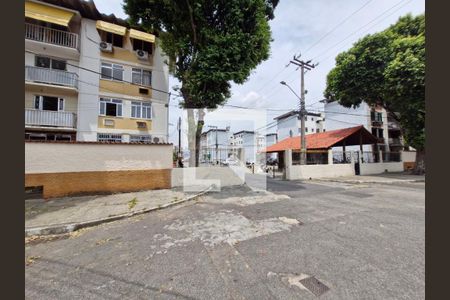 Apartamento para alugar com 69m², 2 quartos e 1 vagaFachada e portaria